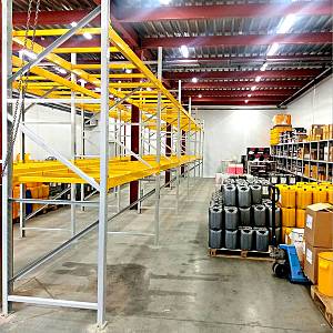 Паллетные стеллажи 15 Паллетные стеллажи 15